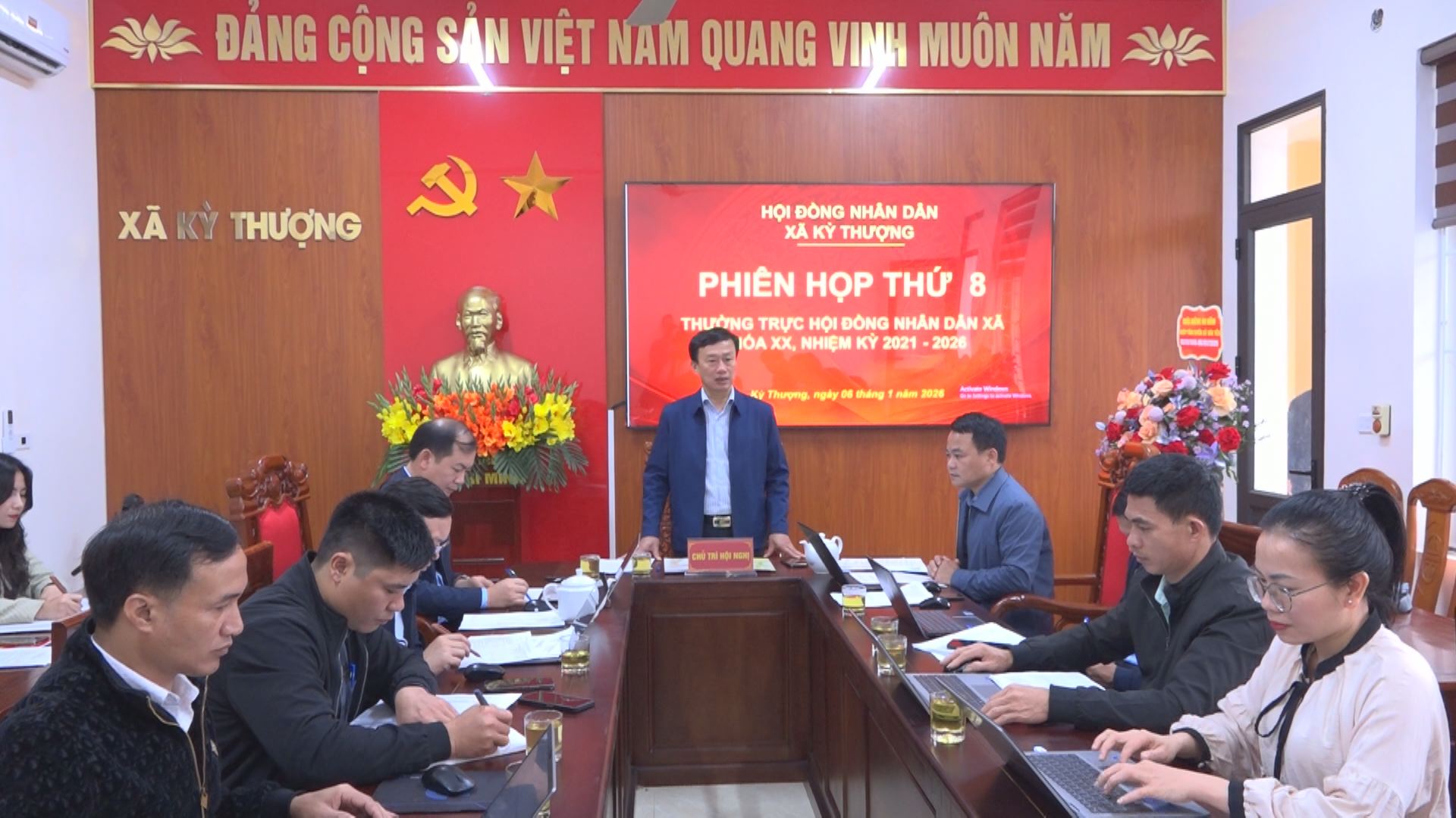 Thường trực HĐND xã tổ chức phiên họp thứ 8