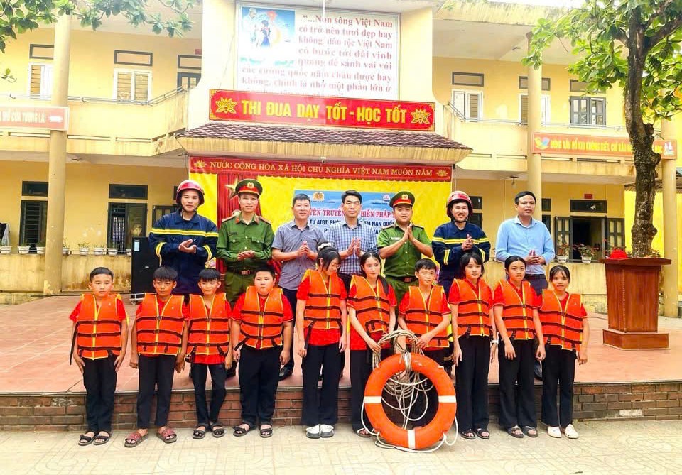 Trường THCS Kỳ Thượng tổ chức tuyên truyền về phòng, chống đuối nước