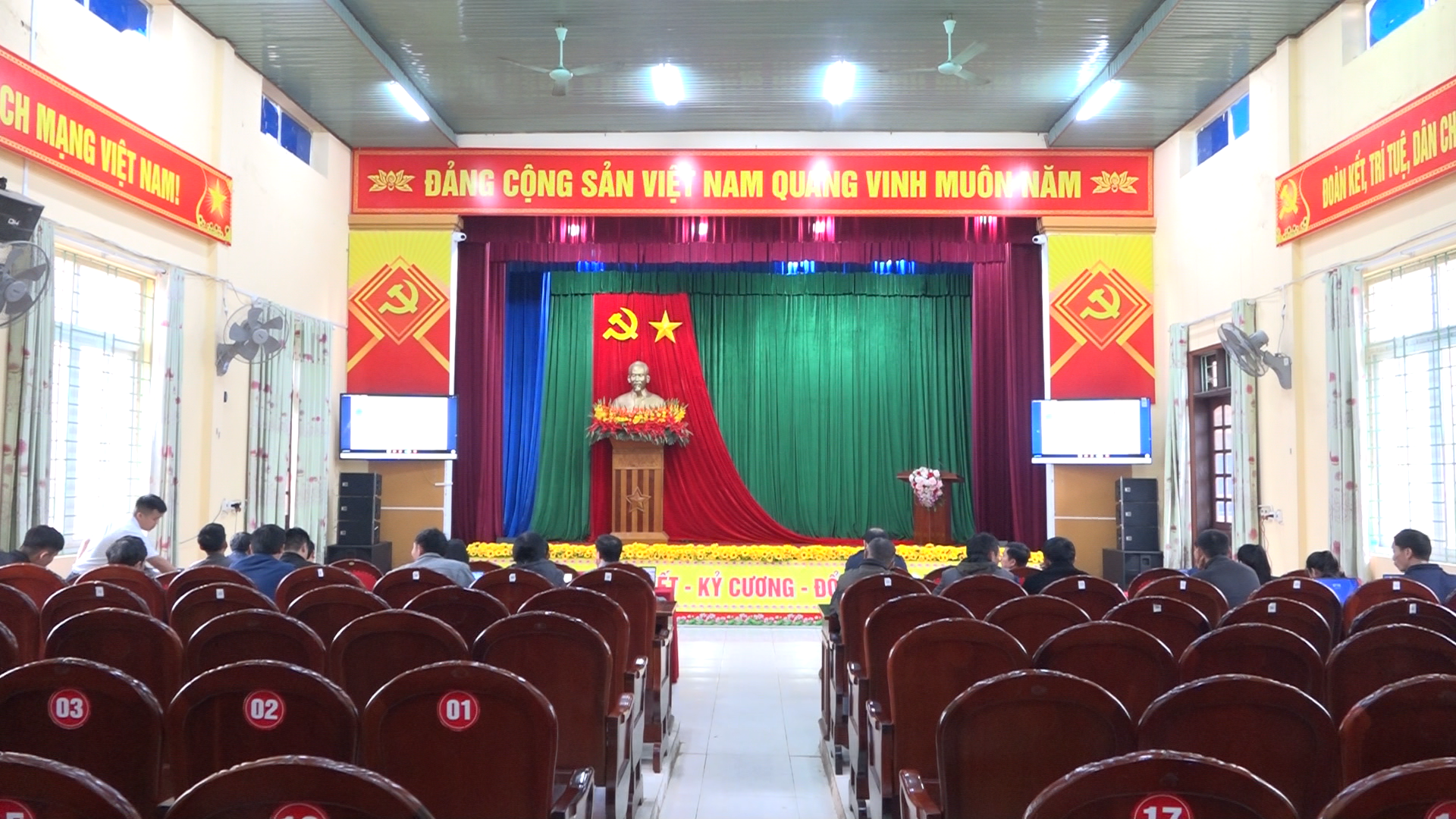 Tập huấn nghiệp vụ công tác bầu cử đại biểu Quốc hội khóa XVI và đại biểu Hội đồng nhân dân các cấp