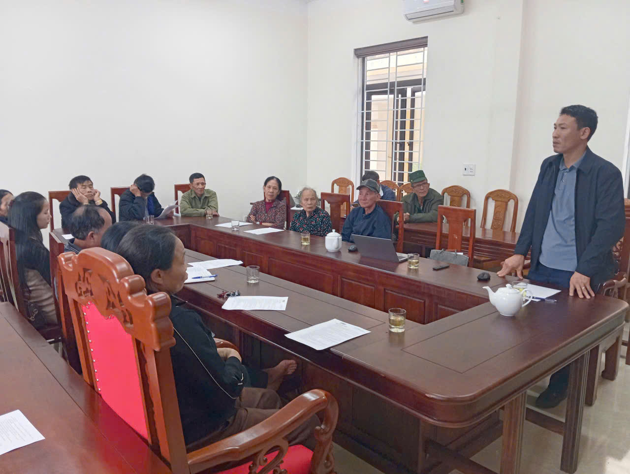 Hội nghị tập huấn, hưỡng dẫn kỹ thuật làm đất, trồng dứa