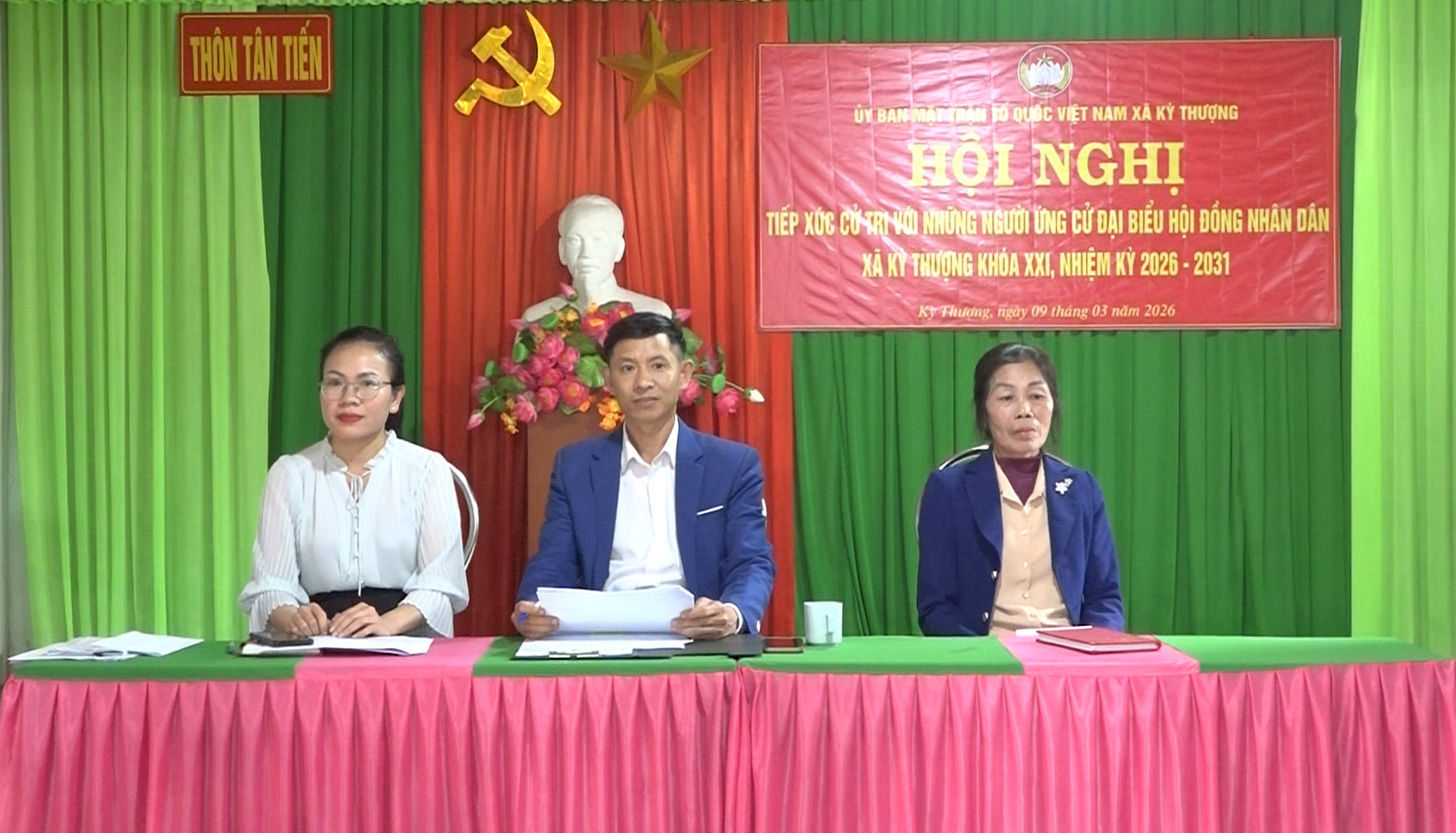 Hội nghị tiếp xúc cử tri, vận động bầu cử tại thôn Tân Tiến đối với 07 người ứng cử đại biểu HĐND xã Kỳ Thượng, khóa XXI, nhiệm kỳ 2026-2031