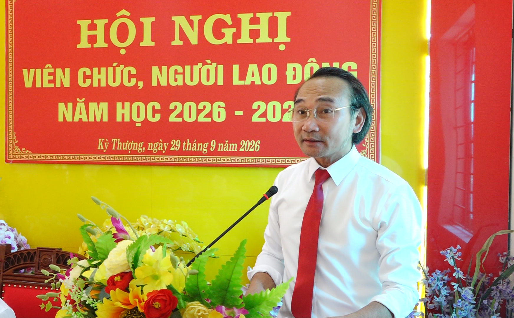 Hội nghị viên chức, người lao động năm học 2026-2027 - Trường THCS Kỳ Thượng