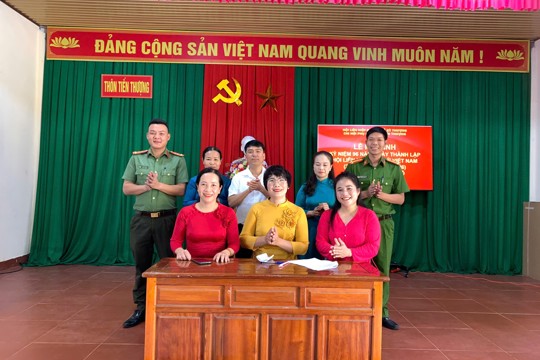 Chi hội Phụ nữ thôn Tiến Thượng kỷ niệm 96 năm Ngày thành lập Hội LHPN Việt Nam và ra mắt mô hình “Chi hội Phụ nữ số”