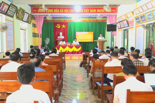 Đảng ủy xã Kỳ Thượng tổ chức sinh hoạt Chi bộ điểm tại Chi bộ thôn Sơn Trung