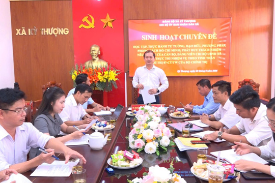 Chi bộ UBND xã Kỳ Thượng tổ chức sinh hoạt chuyên đề quý III năm 2026