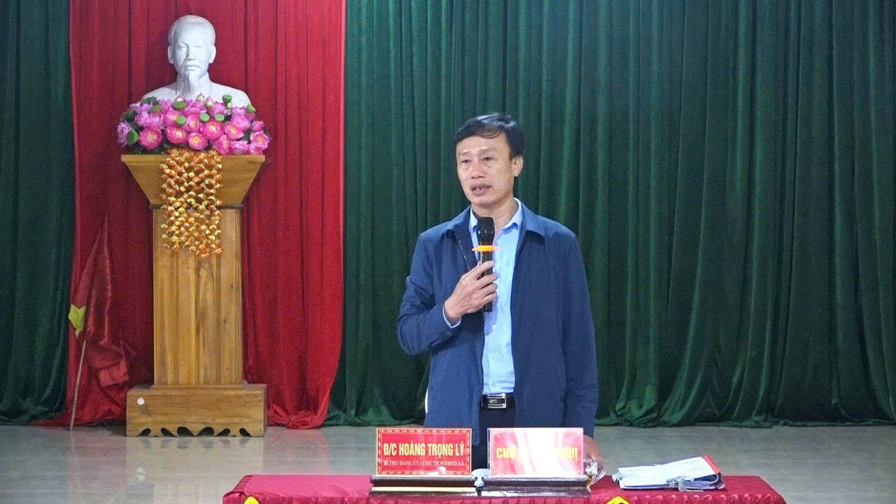 Hội nghị đối thoại giữa đồng chí Bí thư Đảng ủy, Chủ tịch HĐND xã với cán bộ, Nhân dân  thôn Phúc Sơn
