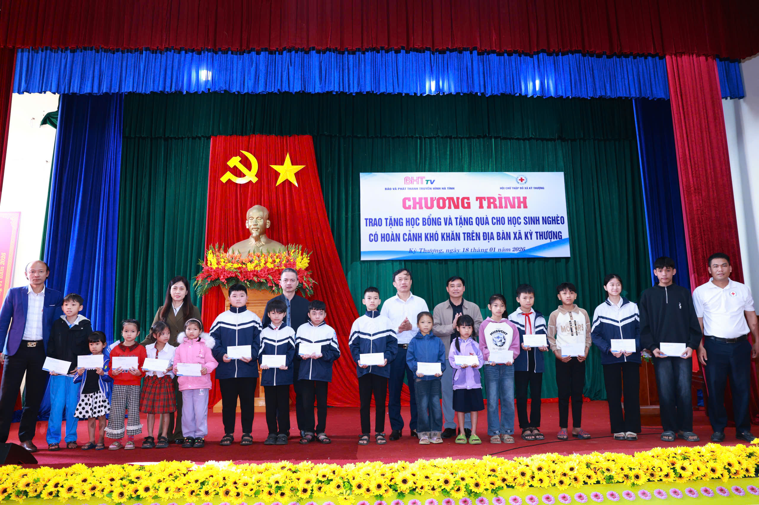 z7442583046193_ed4fc280a50fc8921a4a8e57b5a52b20.jpg